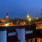 فندق Gosztonyi