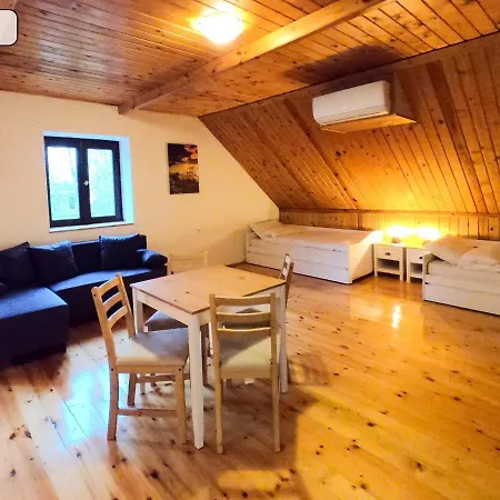 Hotel Gosztonyi