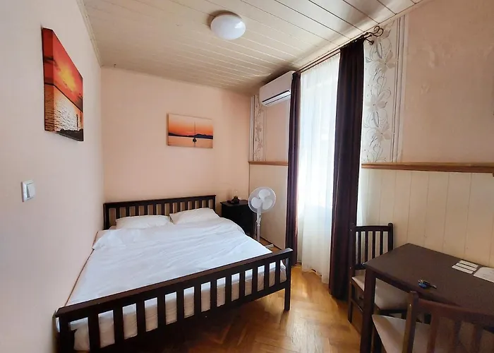 ホテル Gosztonyi *