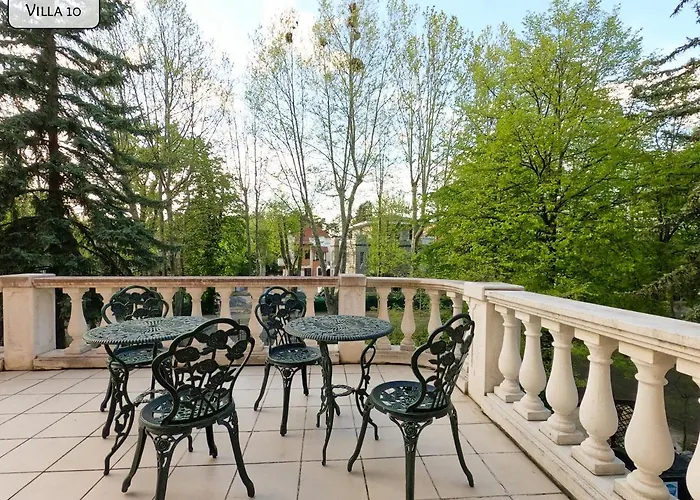 ホテル Gosztonyi *